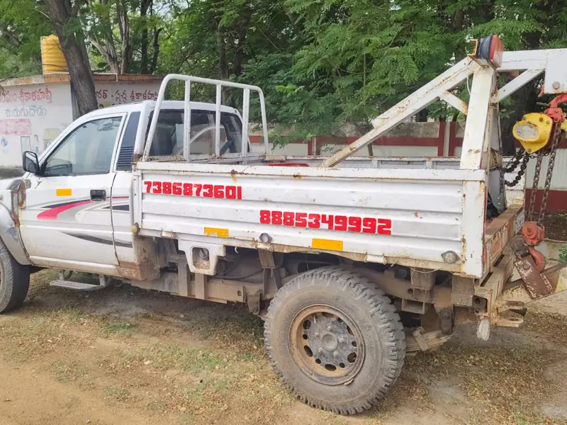 Towing vehicle